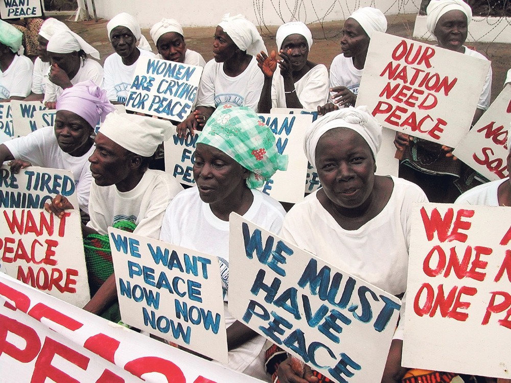 Etälukupiiri tänään klo 18: Liberian naisten rauhankampanja 2003